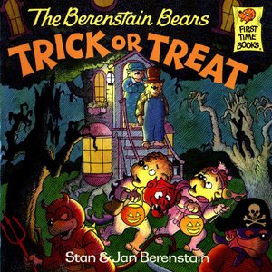 cover image of The Berenstain Bears Trick or  Treat